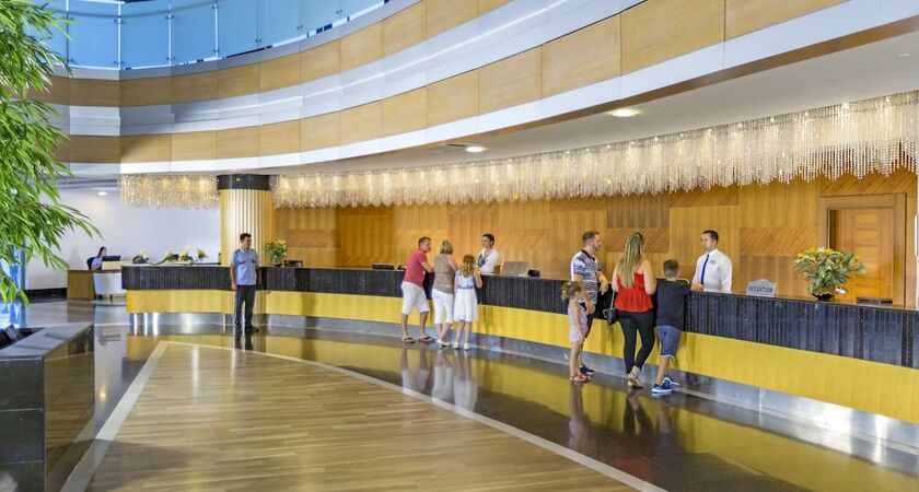 Royal Seginus Hotel