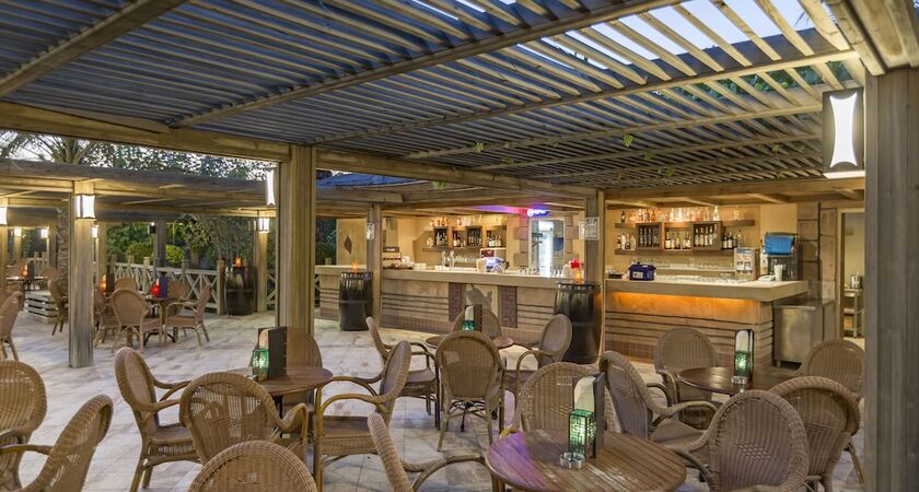 Royal Seginus Hotel