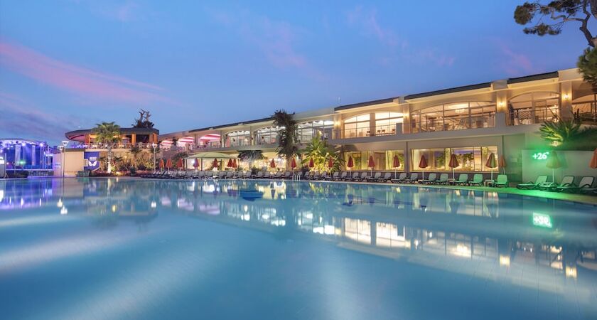 Pine Beach Belek