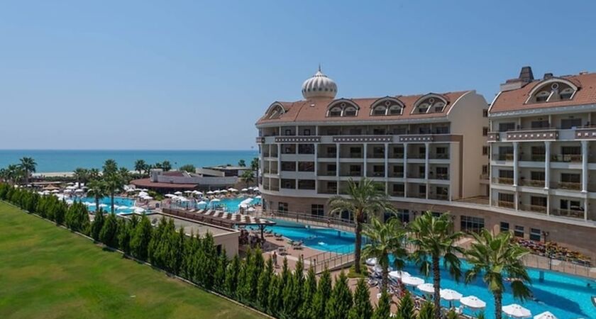 Kirman Belazur Resort & Spa