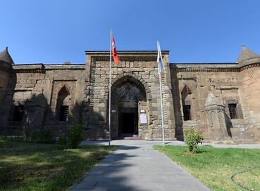 MEDENİYETLER'İN GİZLİ HAZİNESİ DOĞU’NUN MUHTEŞEM BİR ROTA  MUŞ -BİTLİS - VAN- HAKKARİ -ŞIRNAK- CİZRE  - BATMAN- KURTALAN TURU 