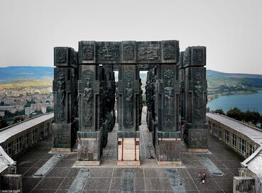 UÇAKLI TİFLİS BATUM TURU